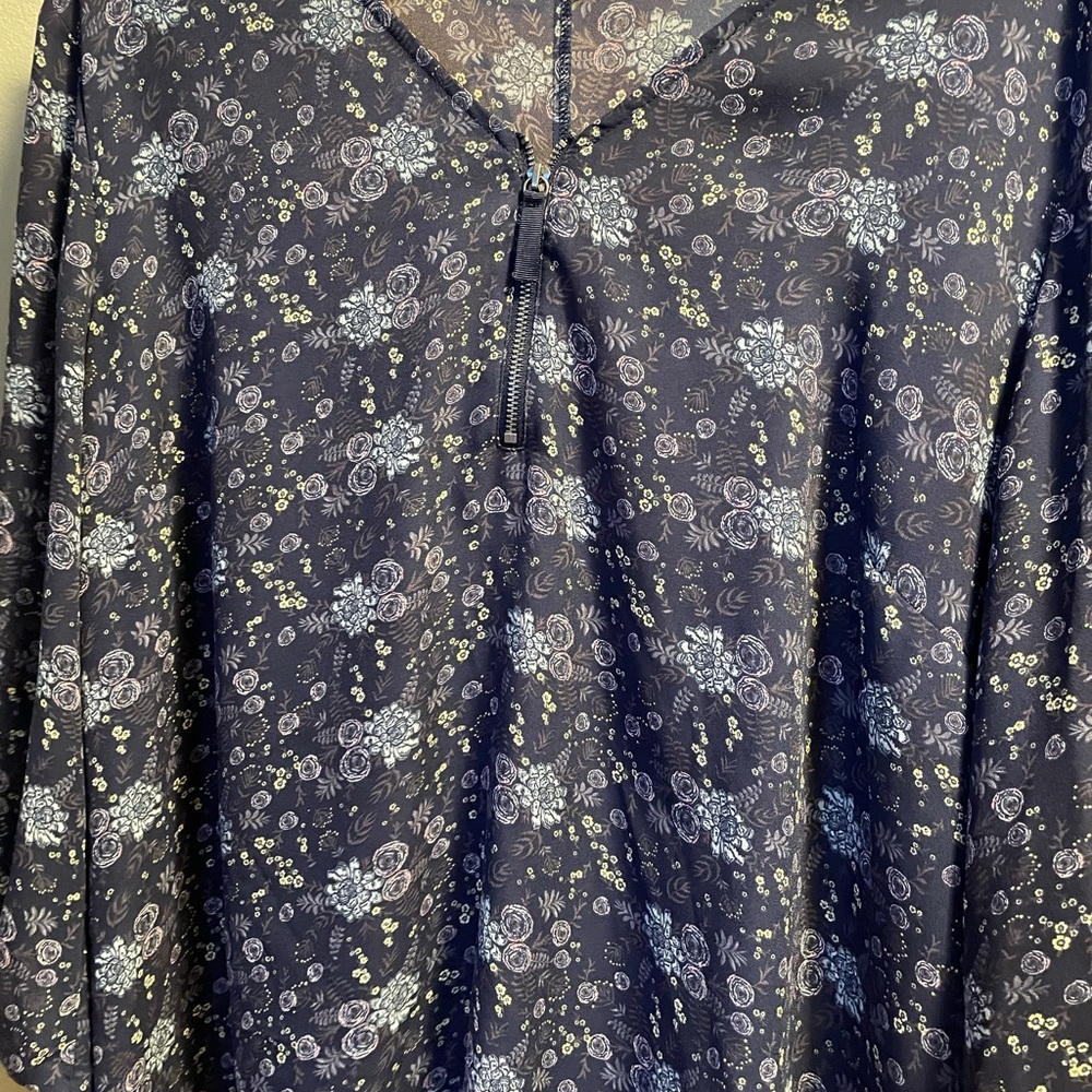 Maurice’s brand 3/4 length sleeve shirt. Size XL